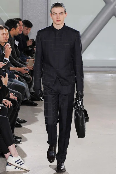 Look 2